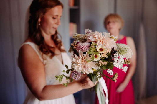 My Own Wedding Flowers - Tables and Bouquets